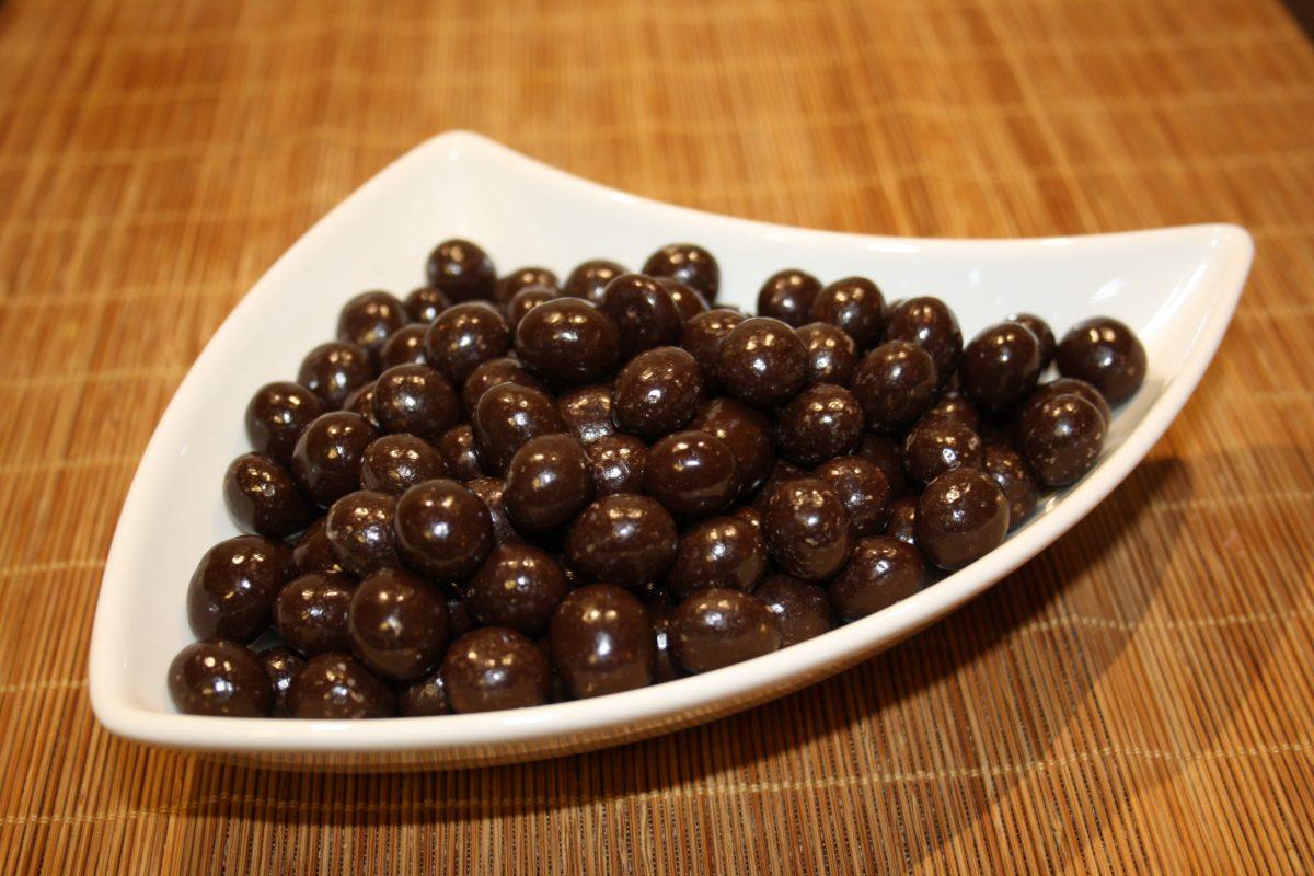 Kaffeebohnen in Zartbitterschokolade