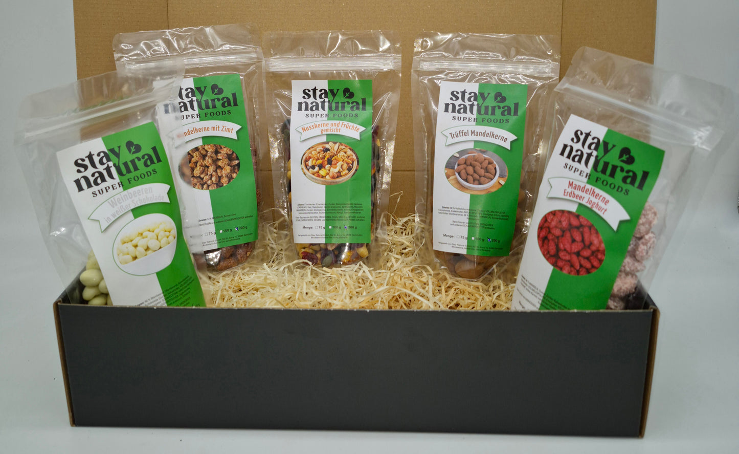 „Premium Nusssorten " Aromatisch und reich an wertvollen Nährstoffen.